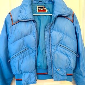 Vintage Levi’s Women’s Down Filled Ski Puffer Jacket sz 10 🎿 ⛷️ ❄️